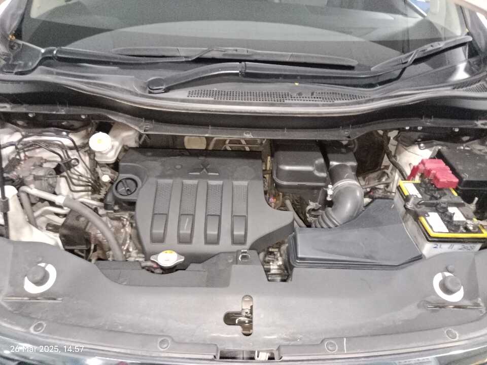 Foto Mobil Bekas Mesin Mitsubishi Xpander 1.5 Cross tahun 2021