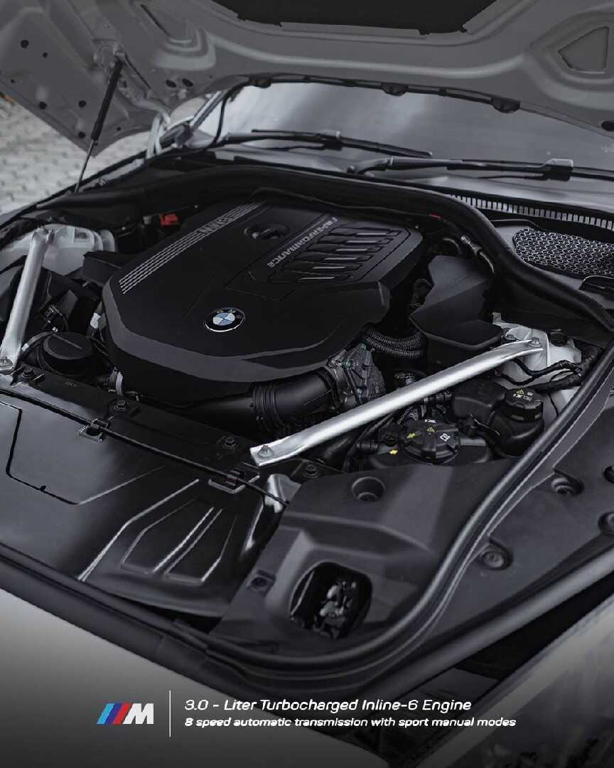 Foto Mobil Bekas Mesin BMW Z4 3.0 tahun 2023