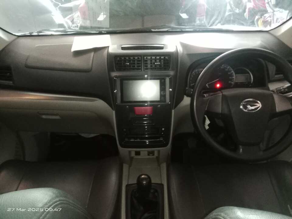 Foto Mobil Bekas Dashboard Daihatsu Xenia 1.3 X tahun 2019