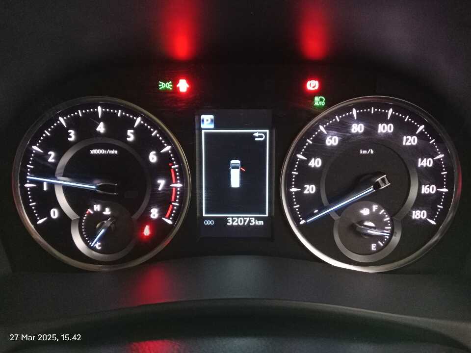 Foto Mobil Bekas Odometer Toyota Alphard 2.5 G tahun 2020