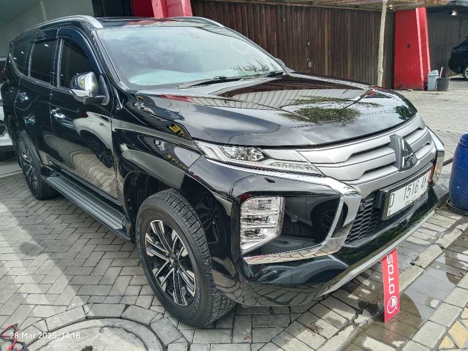2022 Mitsubishi Pajero Sport 2.4 Dakar 4X2 - Foto 1 dari 6