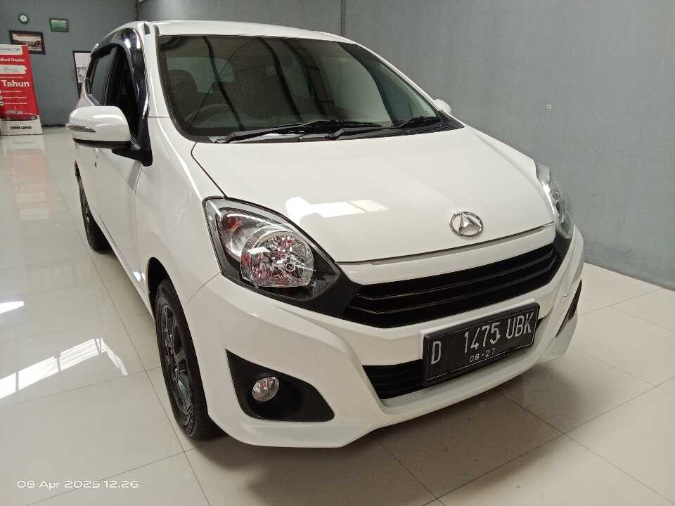 2022 Daihatsu Ayla 1.0 X - Foto 1 dari 6