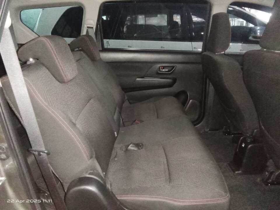 Foto Mobil Bekas Kabin Belakang Suzuki Ertiga 1.5 Sport Hybrid tahun 2022