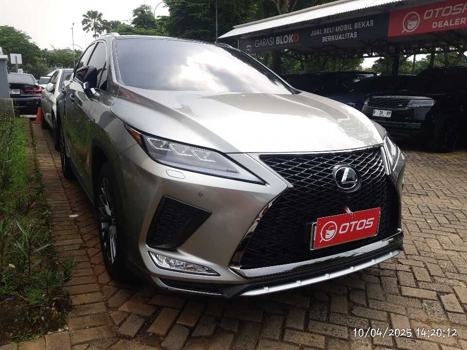 2021 Lexus RX 300 2.0 F-Sport - Foto 1 dari 6