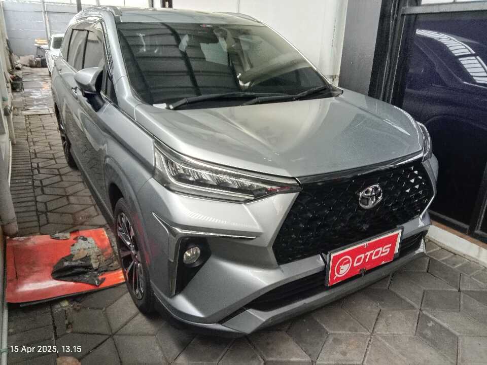 2023 Toyota Veloz 1.5 Q - Foto 1 dari 6