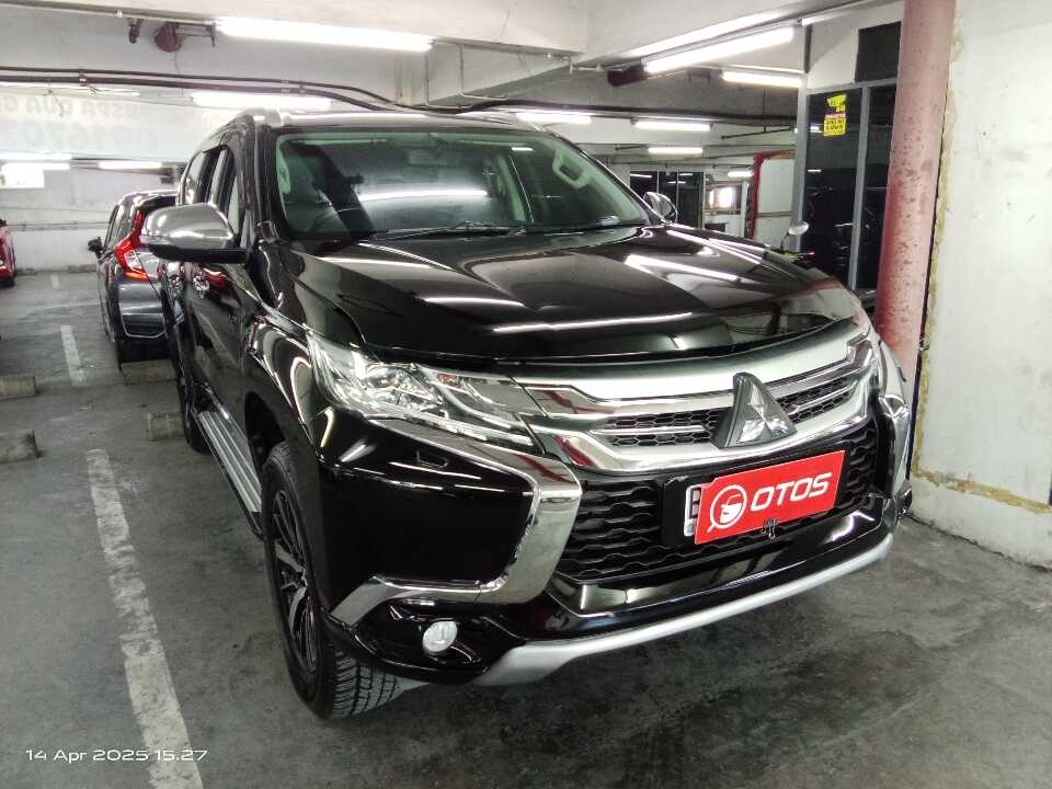 2017 Mitsubishi Pajero Sport 2.4 Dakar 4X2 - Foto 1 dari 6