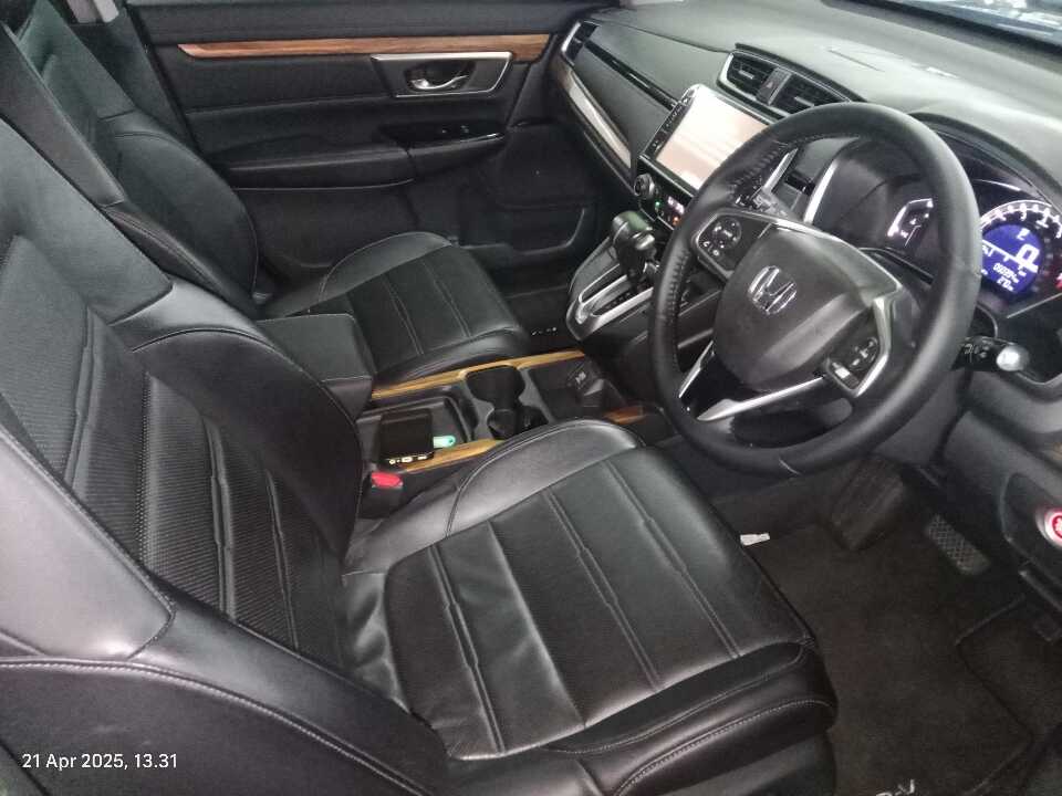 Foto Mobil Bekas Kabin Depan Honda CR-V 1.5 tahun 2019