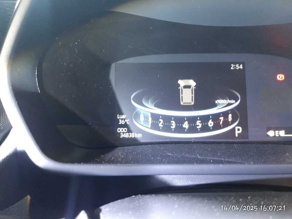 Foto Mobil Bekas Odometer Daihatsu Rocky 1.0 R tahun 2021