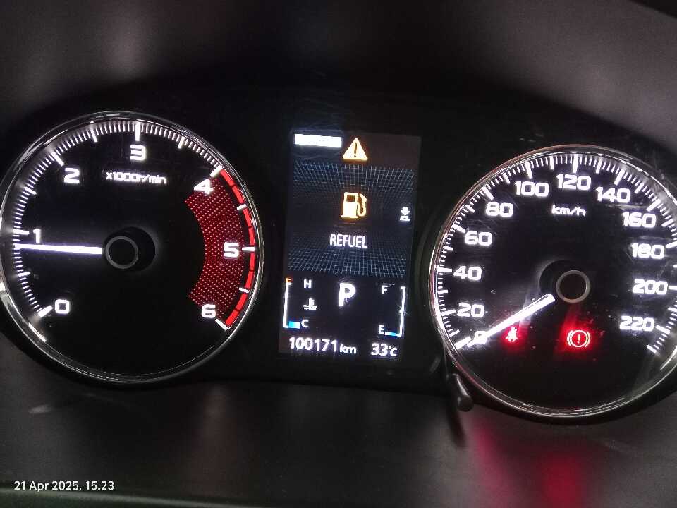 Foto Mobil Bekas Odometer Mitsubishi Pajero Sport 2.4 Dakar 4X4 tahun 2019