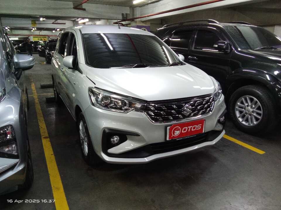 2024 Suzuki Ertiga 1.5 GL - Foto 1 dari 6