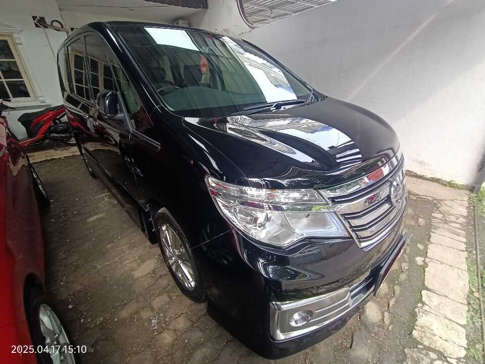 2017 Nissan Serena 2.0 Highway Star - Foto 1 dari 6
