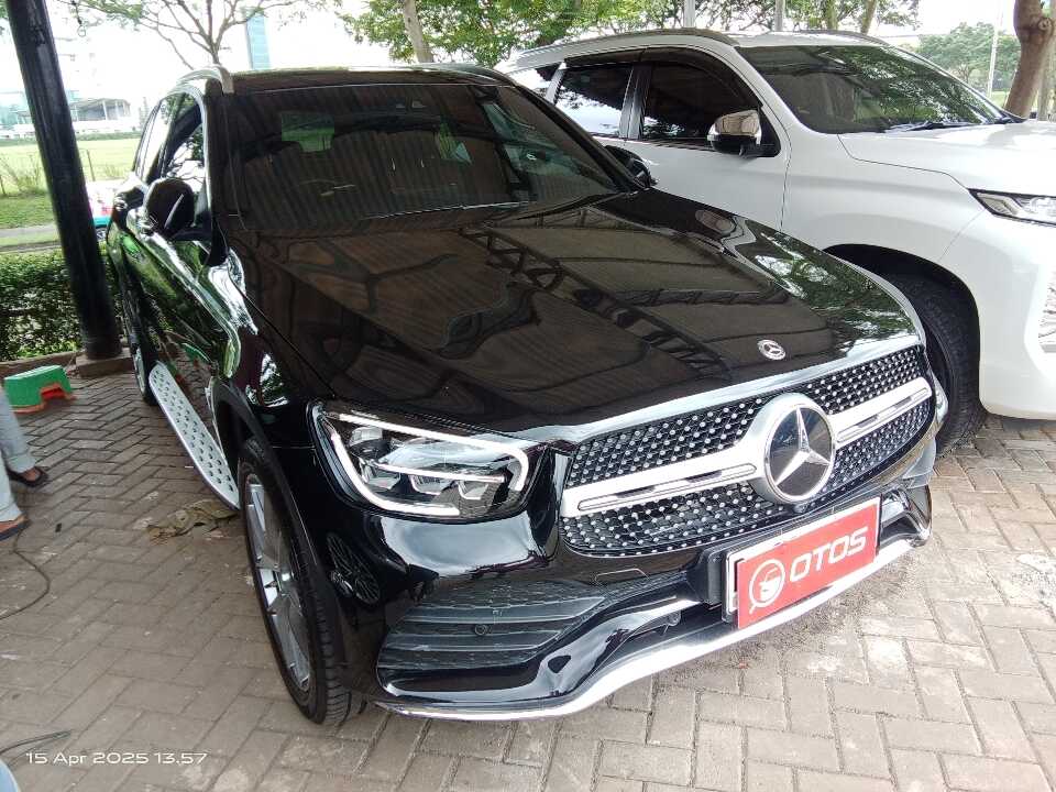 2019 Mercedes-Benz GLC200 2.0 AMG Line - Foto 1 dari 6