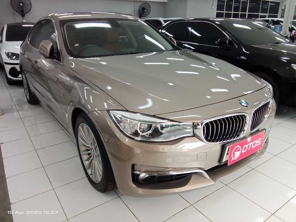 2014 BMW 320i 2.0 - Foto 1 dari 6