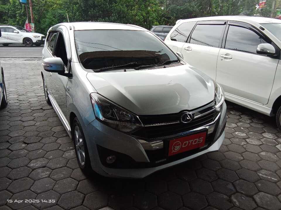 2017 Daihatsu Ayla 1.2 R - Foto 1 dari 6