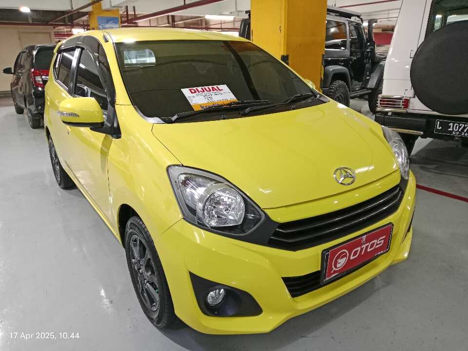 2022 Daihatsu Ayla 1.0 X - Foto 1 dari 6