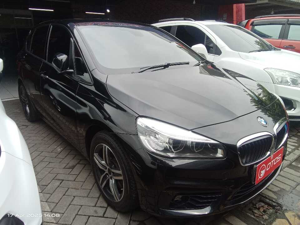 2015 BMW 218i 1.5 - Foto 1 dari 6