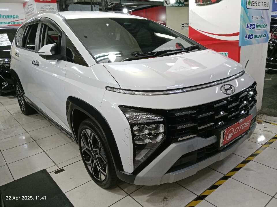 2023 Hyundai Stargazer 1.5 Prime - Foto 1 dari 6