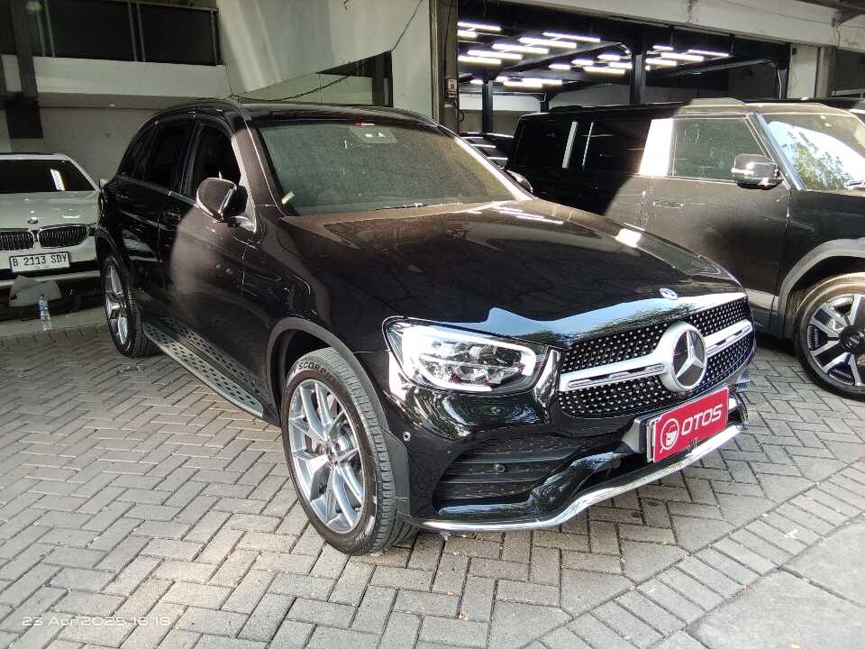 2020 Mercedes-Benz GLC200 2.0 - Foto 1 dari 6