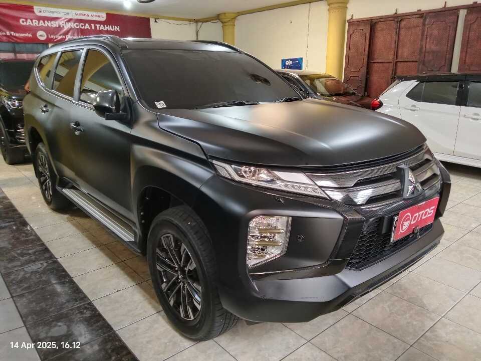 2023 Mitsubishi Pajero Sport 2.4 Dakar 4X2 - Foto 1 dari 6