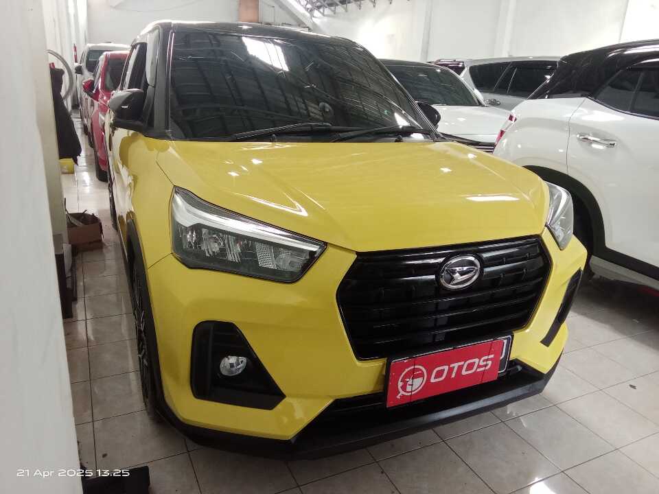 2022 Daihatsu Rocky 1.2 X - Foto 1 dari 6