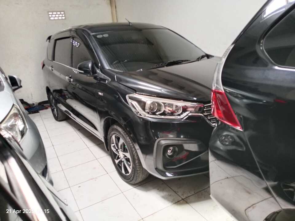 2021 Suzuki Ertiga 1.5 GX - Foto 1 dari 6