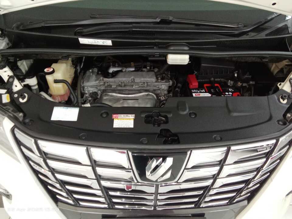 Foto Mobil Bekas Mesin Toyota Alphard 2.5 G tahun 2017