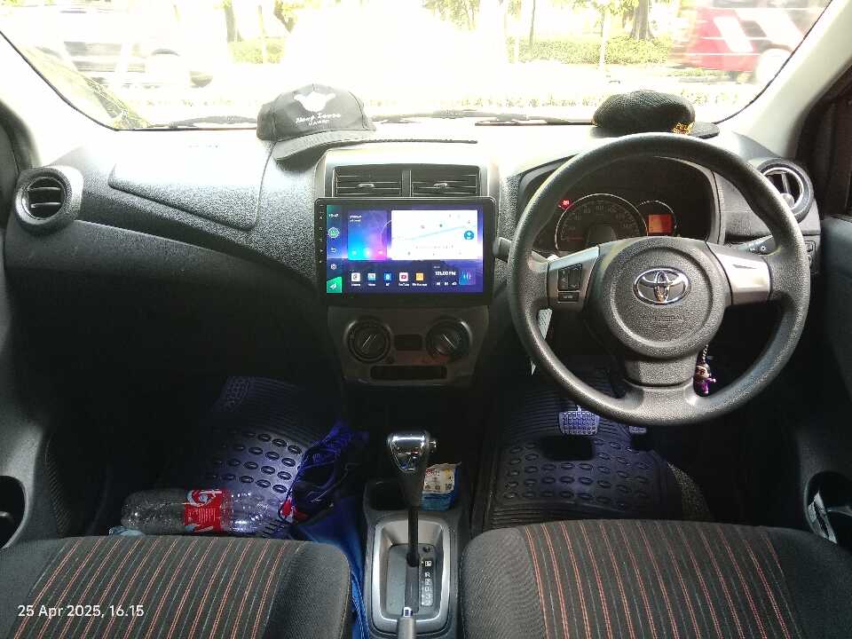 Foto Mobil Bekas Dashboard Toyota Agya 1.2 G tahun 2019