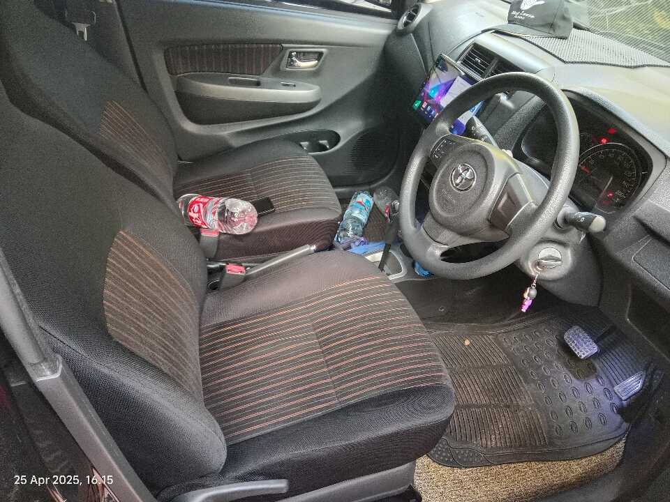 Foto Mobil Bekas Kabin Depan Toyota Agya 1.2 G tahun 2019