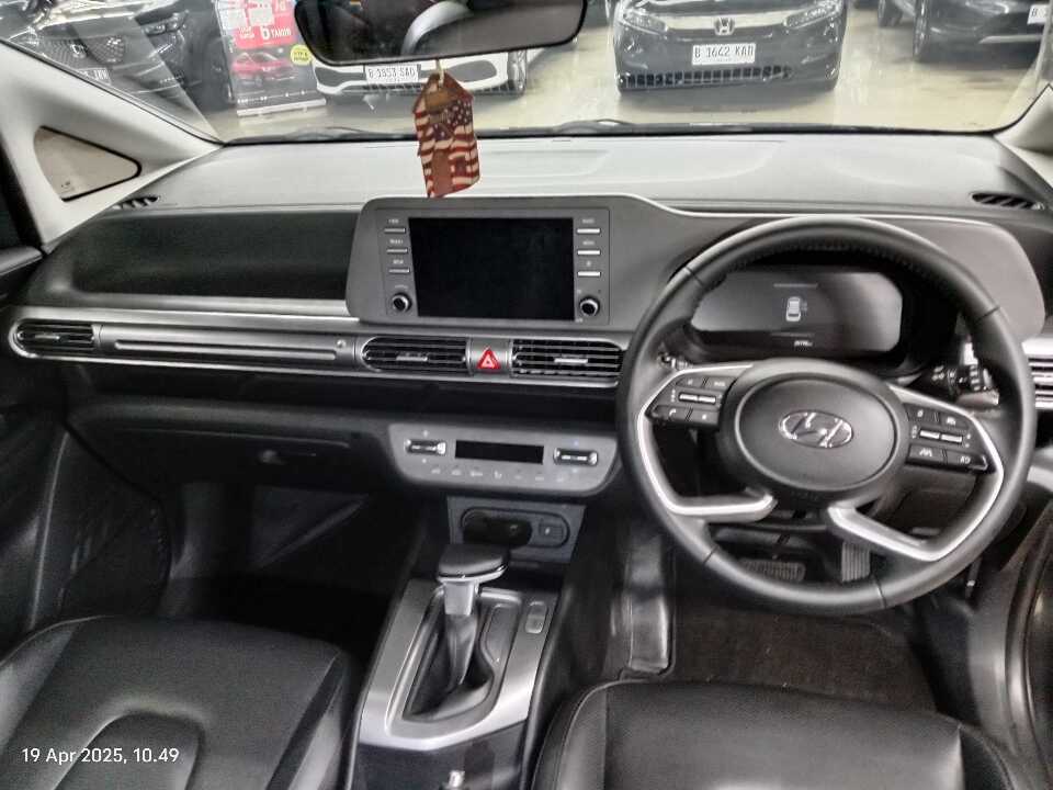 Foto Mobil Bekas Dashboard Hyundai Stargazer 1.5 Prime tahun 2023