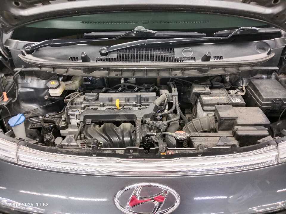 Foto Mobil Bekas Mesin Hyundai Stargazer 1.5 Prime tahun 2023