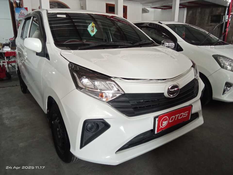 2023 Daihatsu Sigra 1.2 X - Foto 1 dari 6