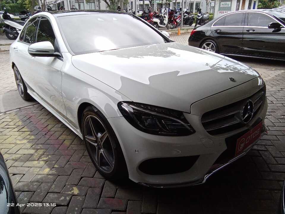 2018 Mercedes-Benz C300 2.0 - Foto 1 dari 6