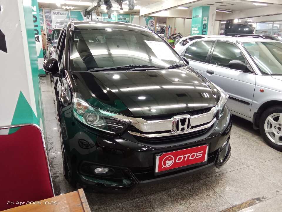 2019 Honda Mobilio 1.5 E - Foto 1 dari 6