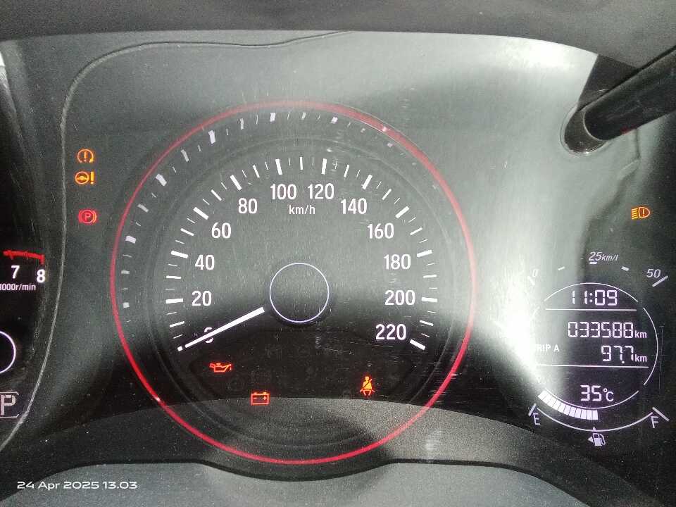 Foto Mobil Bekas Odometer Honda HR-V 1.5 E tahun 2020