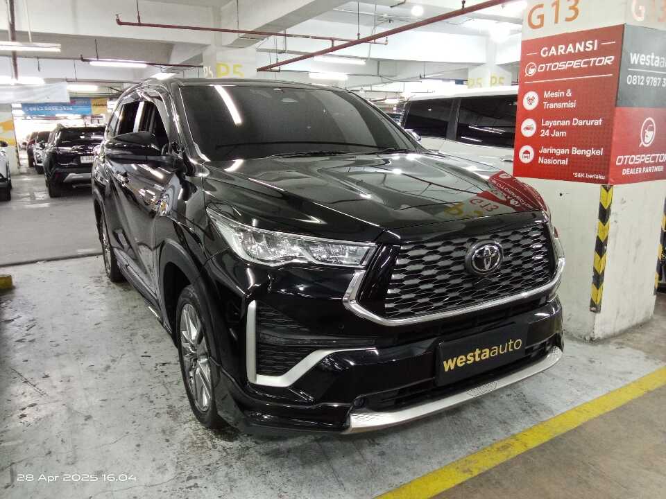 2022 Toyota Kijang Innova 2.0 Zenix Q HV CVT TSS Modellista - Foto 1 dari 6