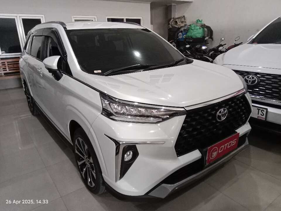 2022 Toyota Veloz 1.5 Q - Foto 1 dari 6