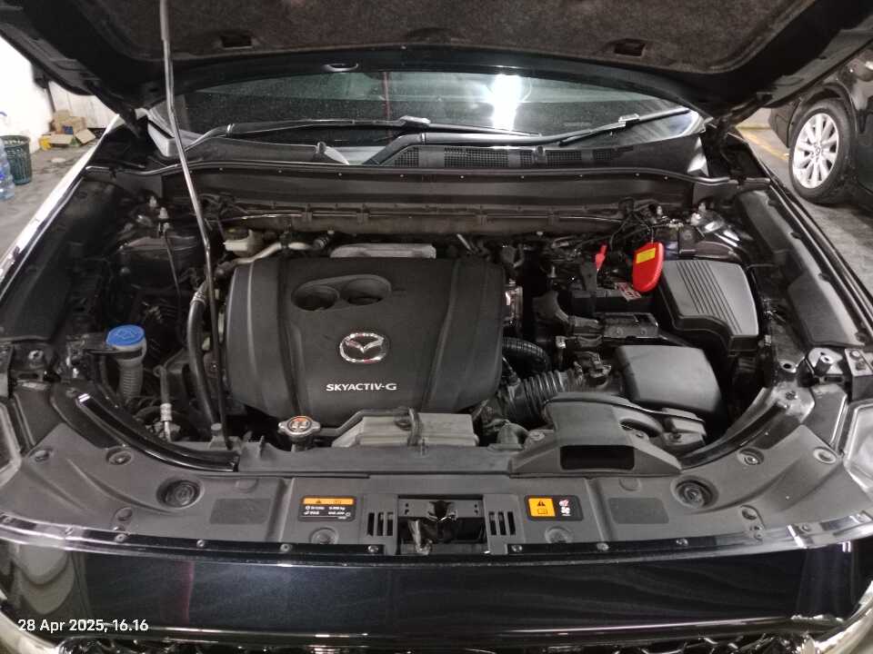 Foto Mobil Bekas Mesin Mazda CX-5 2.5 tahun 2022