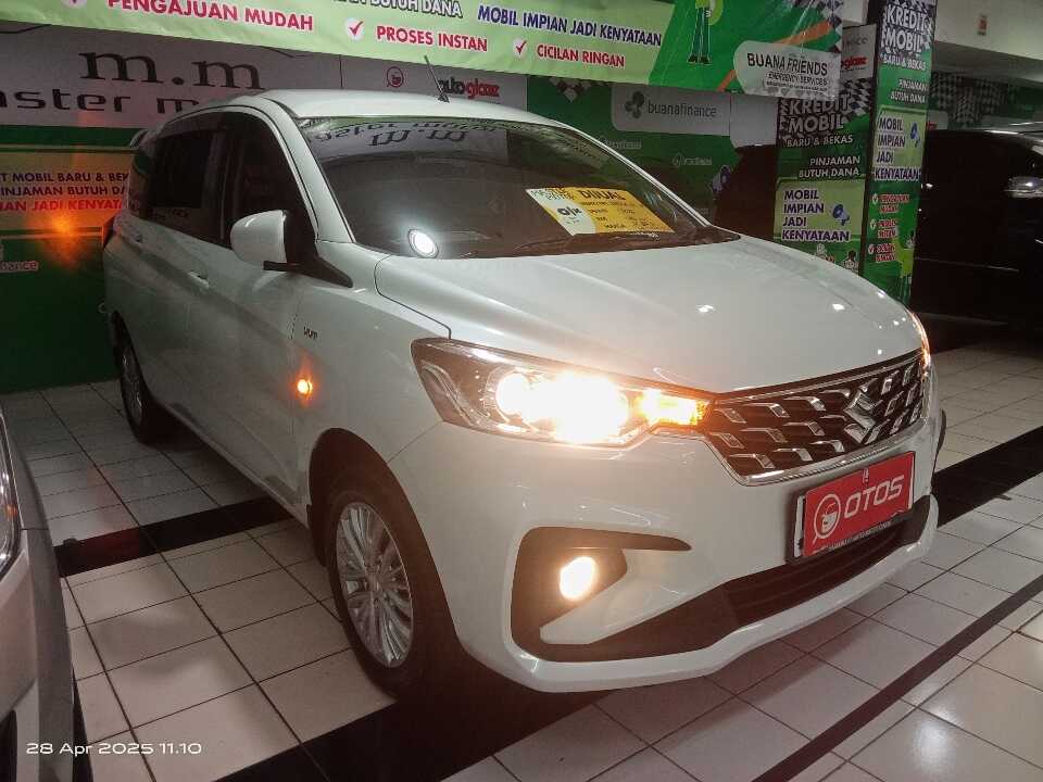 2023 Suzuki Ertiga 1.5 GL - Foto 1 dari 6
