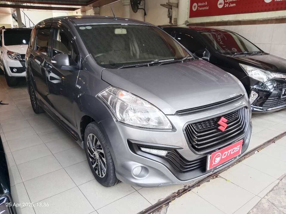 2017 Suzuki Ertiga 1.4 - Foto 1 dari 6