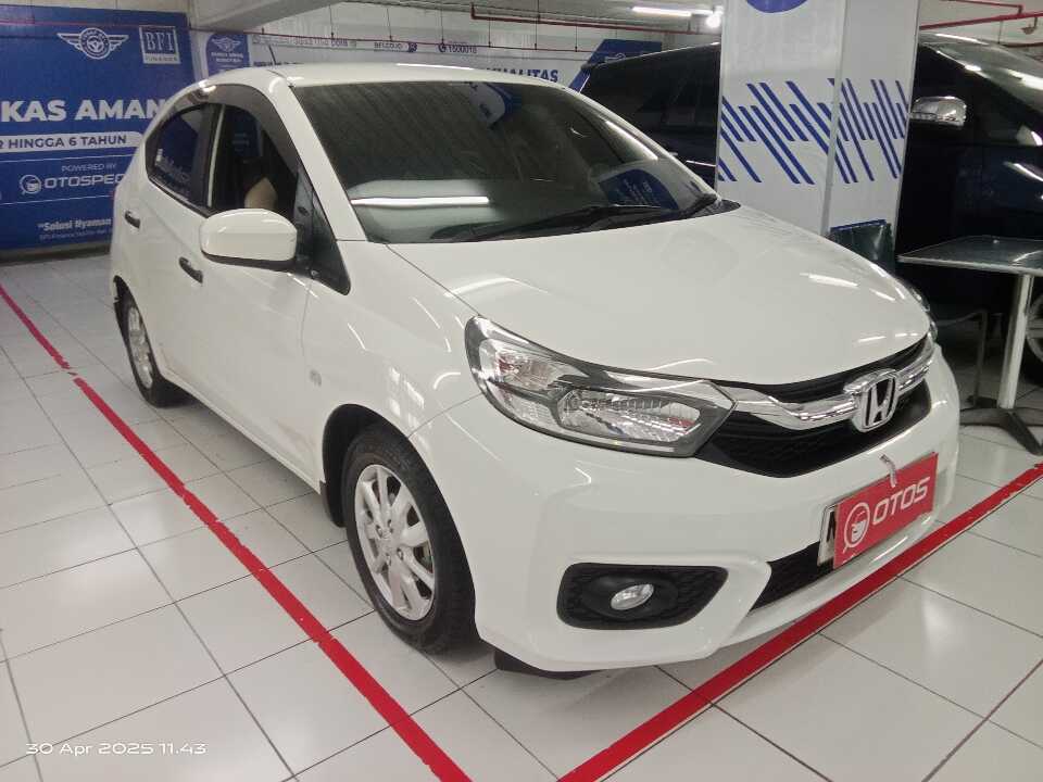 2018 Honda Brio 1.2 Satya E - Foto 1 dari 6