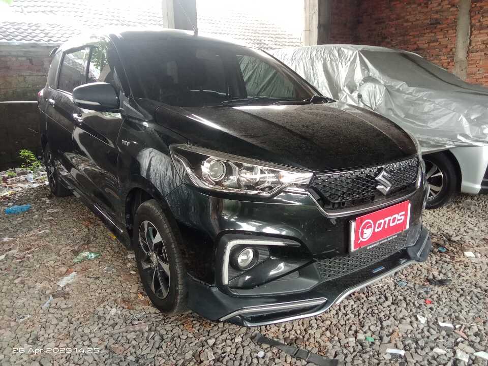 2019 Suzuki Ertiga 1.5 - Foto 1 dari 6