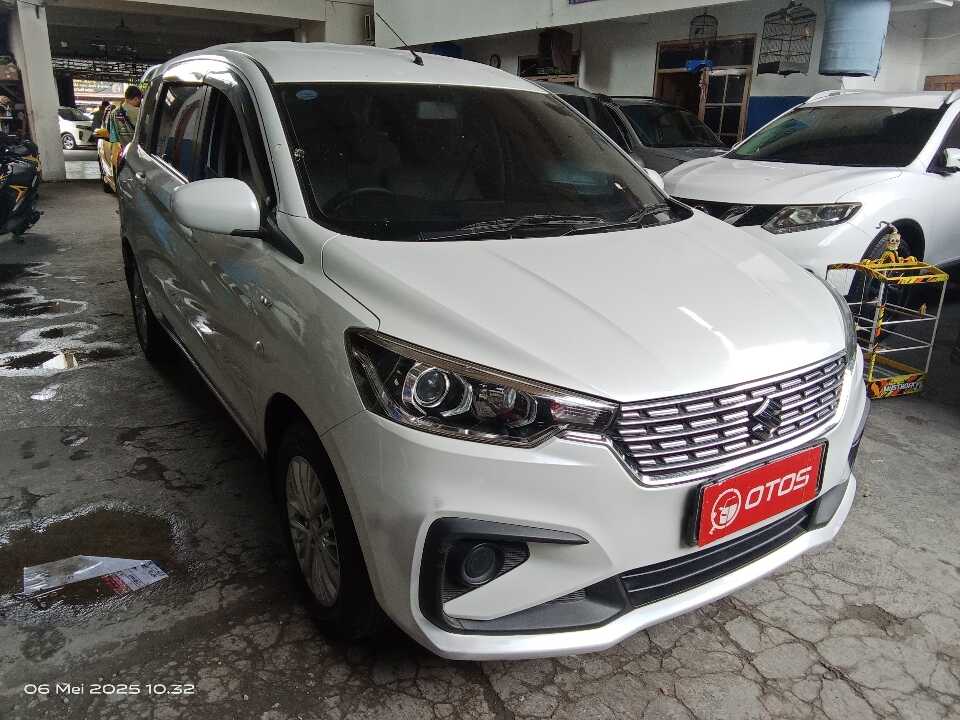 2018 Suzuki Ertiga 1.5 GL - Foto 1 dari 6