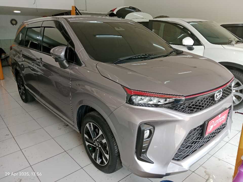 2021 Daihatsu Xenia 1.5 - Foto 1 dari 6