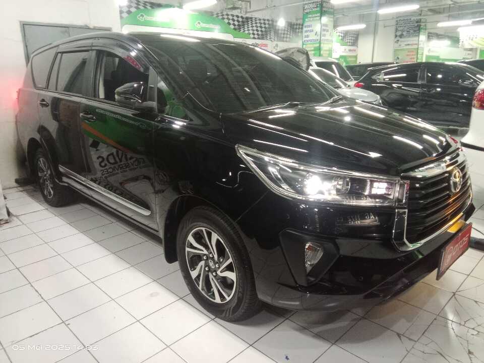 2022 Toyota Kijang Innova 2.4 V - Foto 1 dari 6