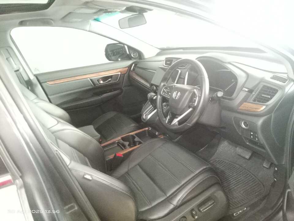 Foto Mobil Bekas Kabin Depan Honda CR-V 1.5 Turbo Prestige tahun 2022