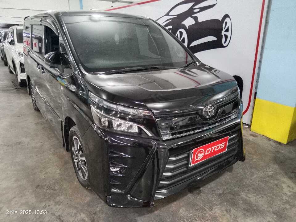 2018 Toyota Voxy 2.0