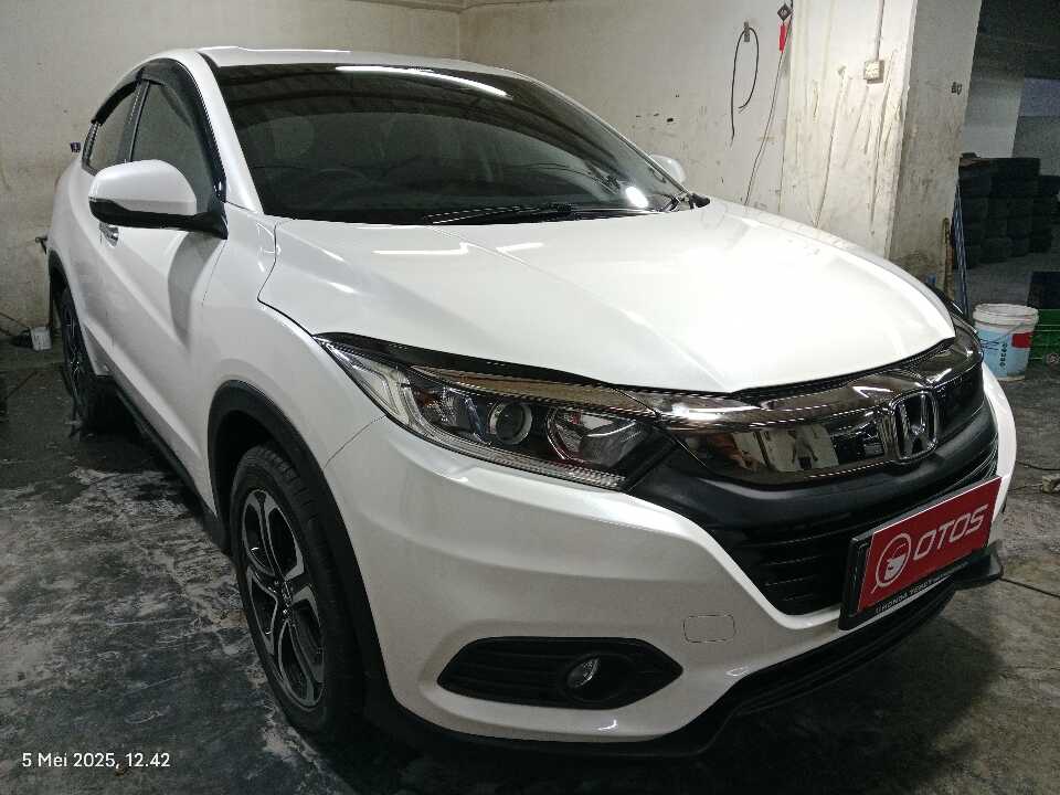 2021 Honda HR-V 1.5 E - Foto 1 dari 6