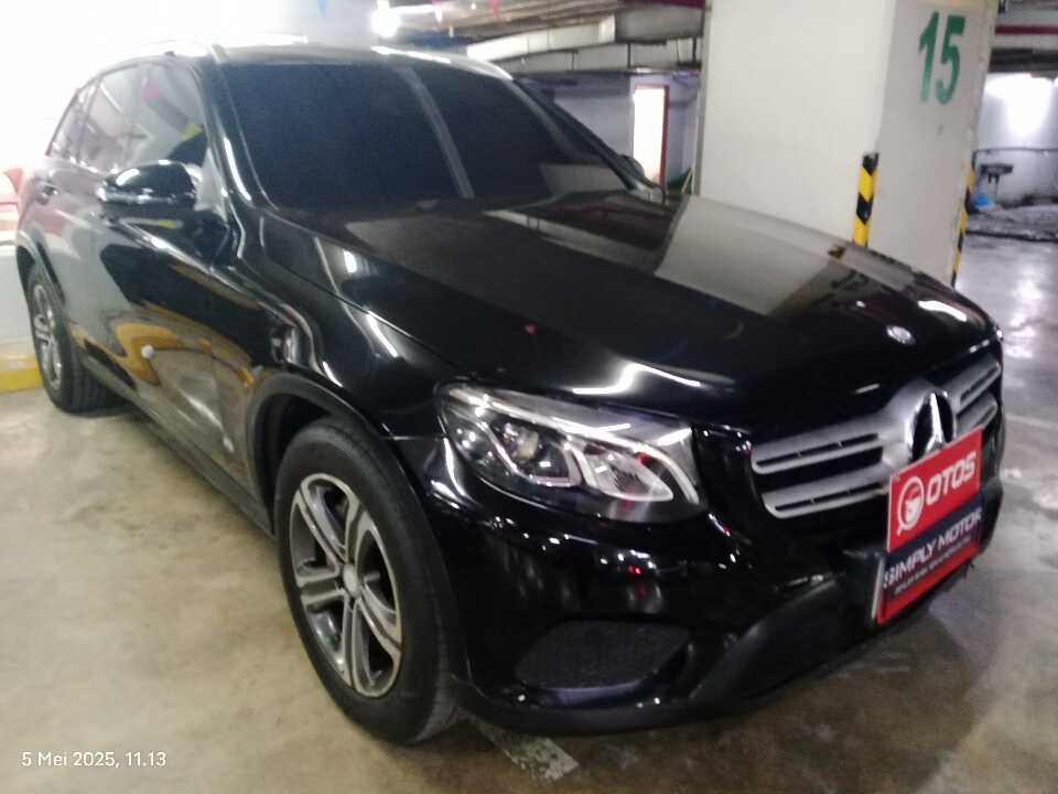2017 Mercedes-Benz GLC250 2.0 - Foto 1 dari 6