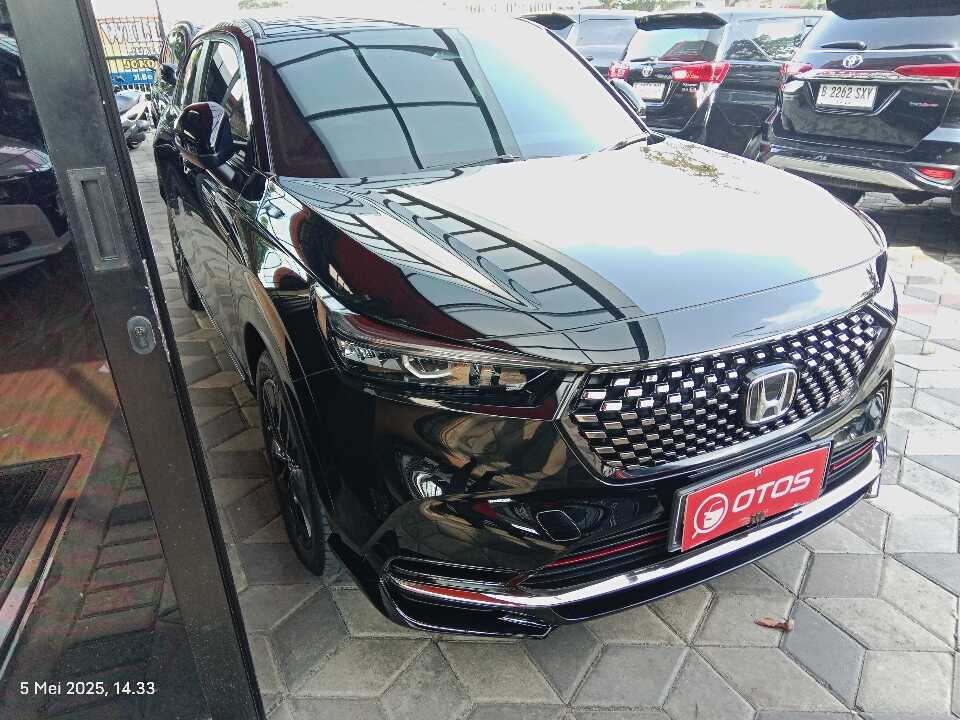 2022 Honda HR-V 1.5 Turbo RS - Foto 1 dari 6