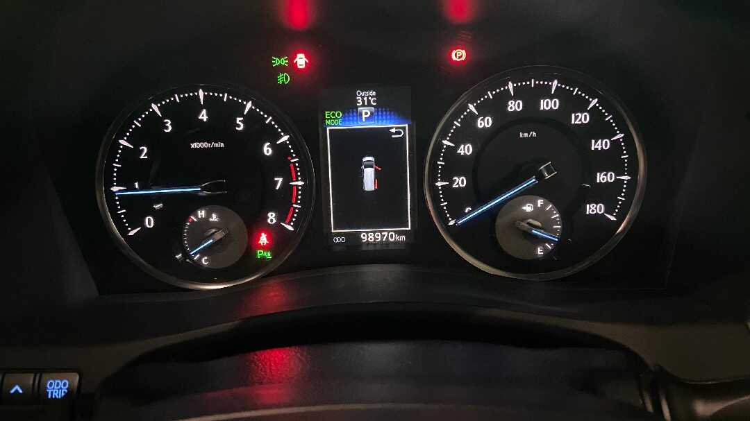 Foto Mobil Bekas Odometer Toyota Vellfire 2.5 G tahun 2015